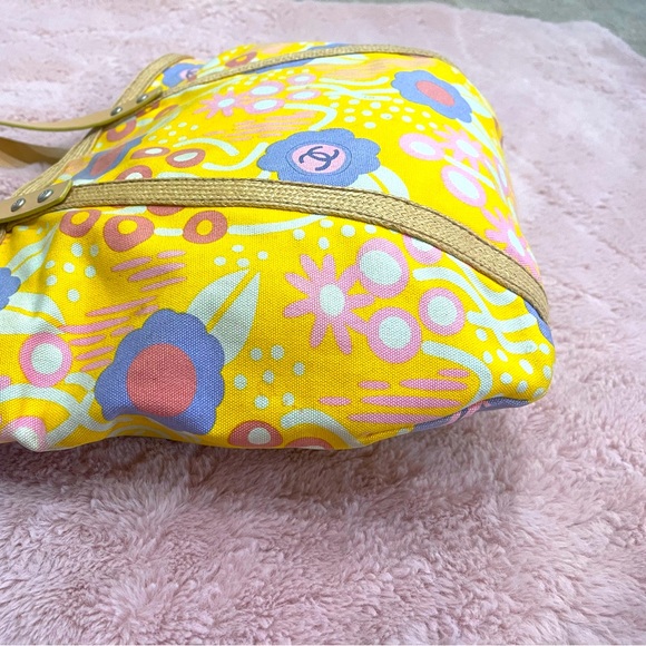 Chanel Floral Pattern Canvas Tote - Picture 4 of 15